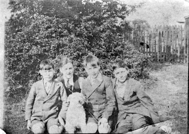 1930 Boys.jpg
